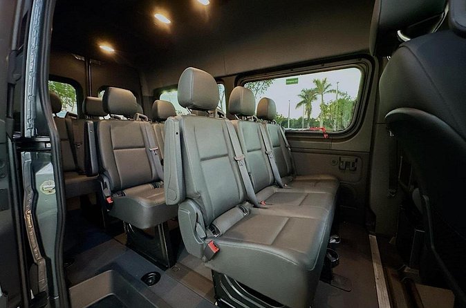 11 Passengers Van Orlando Airport to Port Canaveral One Way - Potential Downsides: Tipping and the Reality of Travel Timing