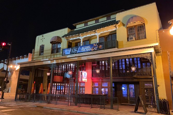 2 HR Interactive Walking Ghost Tour in Downtown Orlando - Indoor investigations: where the tour becomes more than storytelling
