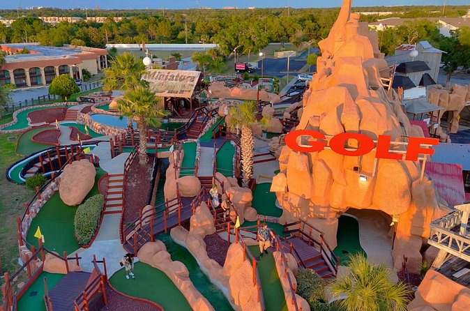 Bonanza Golf & Gifts Entry Ticket in Orlando - The gift shop is part of the attraction