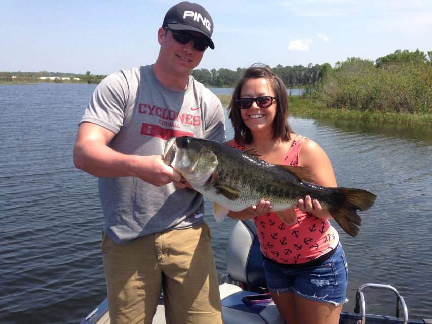 Clermont: Trophy Bass Fishing Experience with Expert Guide - The 10 lb Wall of Fame: what chasing a trophy really means