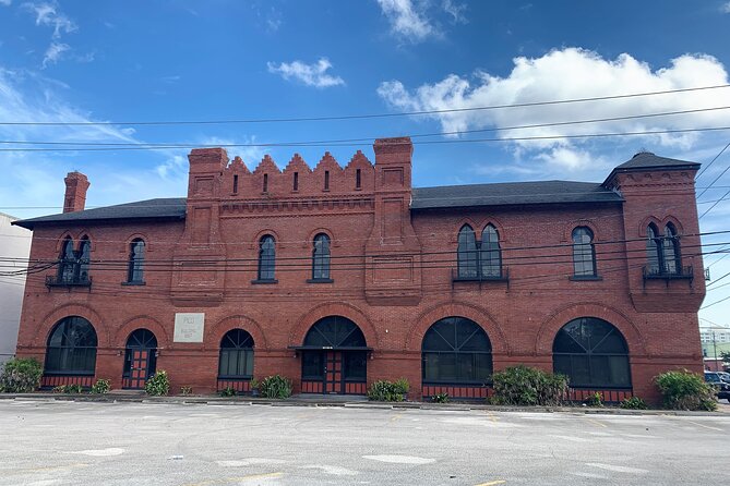 Downtown Sanford Historical Tour - The key sights: Information Center, Old Firestation, Old Jail House, and more