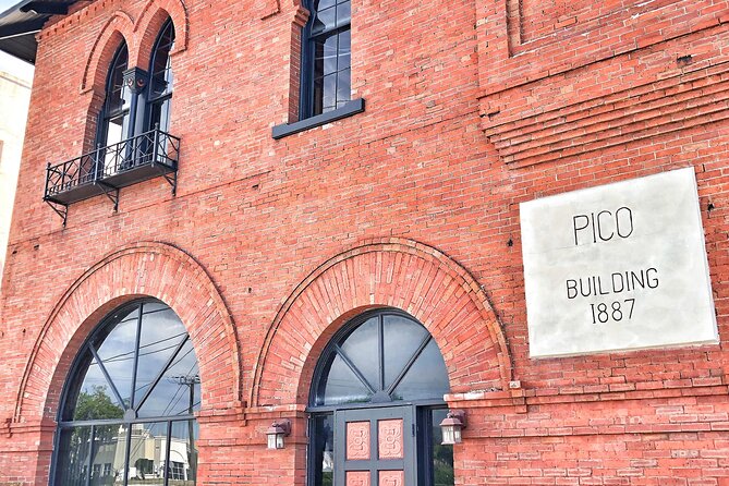 Downtown Sanford Historical Tour - Small-group comfort, tablet visuals, and the standing-time reality