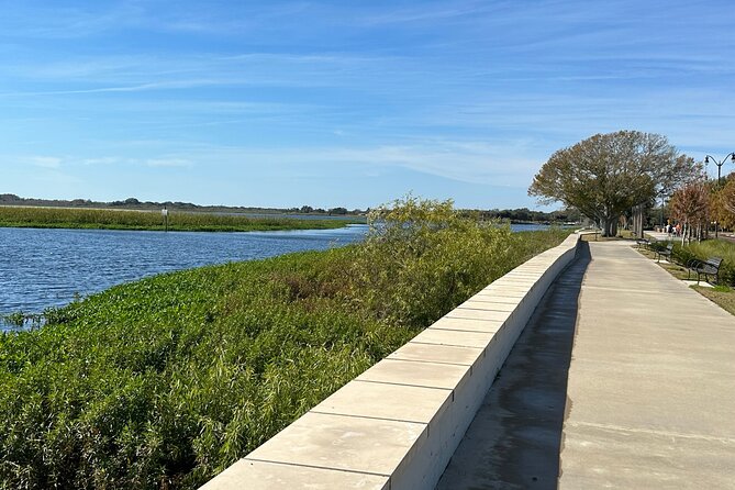 Experience Wild Florida Nature Up Close on Electric Trike (2 hrs) - Stop 3: the 1-mile trail to downtown Kissimmee for coffee and ice cream
