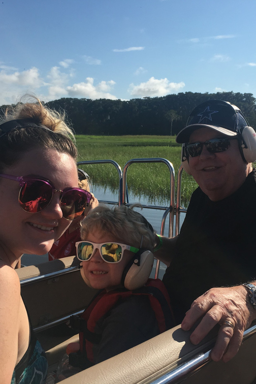 From Orlando: Airboat Tour & Gatorland with Hotel Pickup - Gatorland Orlando: Boardwalk Views, Petting Area, and Live Shows