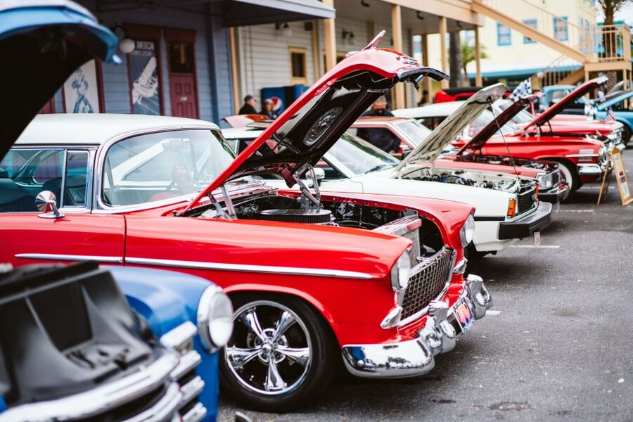 Kissimmee: Old Town Ferris Wheel, Attractions, and Dinner - Car Cruise Nights and Weekly Entertainment: The Bonus That Keeps You Here