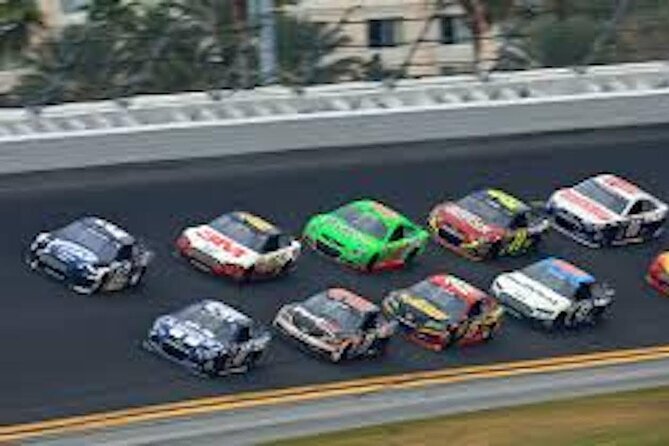 NASCAR Daytona 500 at Daytona International Speedway with Transportation - Your day at the track: how the timing plays out