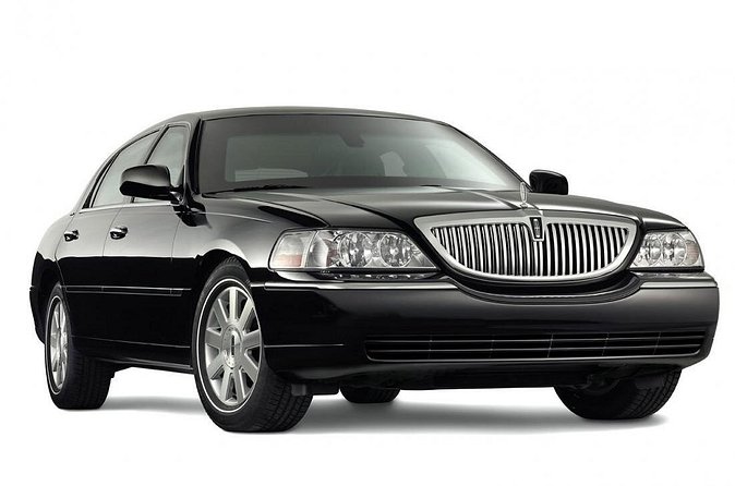 Orlando Airport (MCO) Private Transportation with Free Meet & Greet - Best fit: families, couples, and small groups who want direct rides