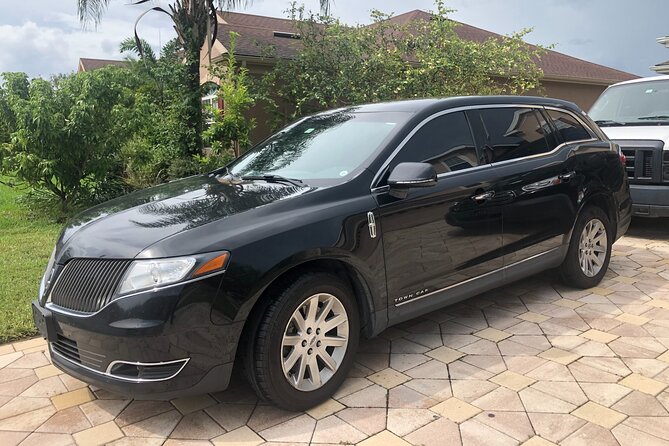 Orlando Airport MCO to Port Canaveral Luxury Sedan - Wi‑Fi, luggage handling, and comfort that helps you board faster