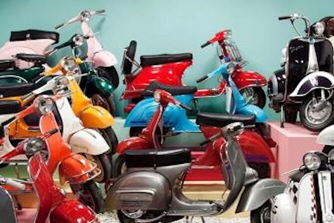 Orlando Auto Museum at Dezerland Park Orlando - Harley Lounge and the bike-and-motor vibe