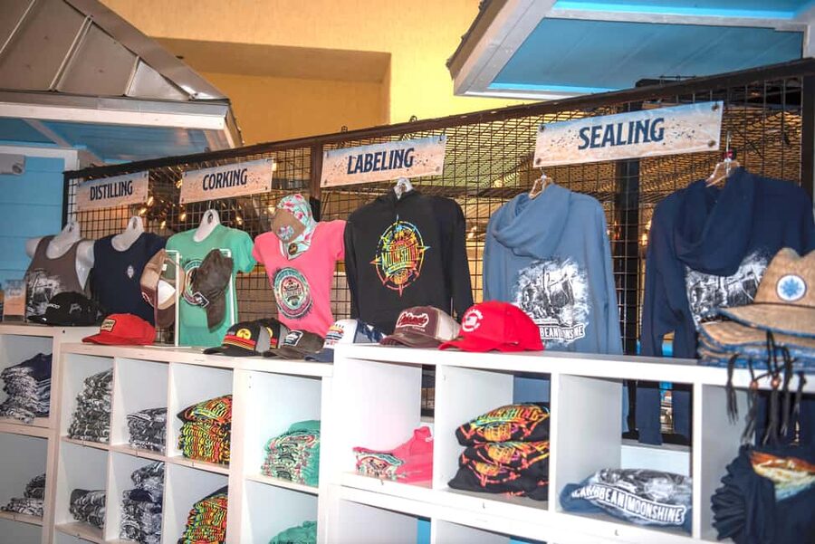 Orlando: Caribbean Moonshine Distillery Tour and Tasting - Where to meet and how to avoid outlet parking stress