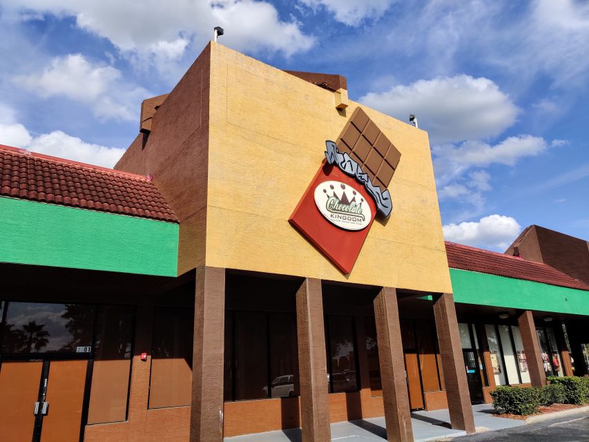Orlando: Chocolate Kingdom Factory Adventure Tour - The prince-and-dragon storyline and why it works
