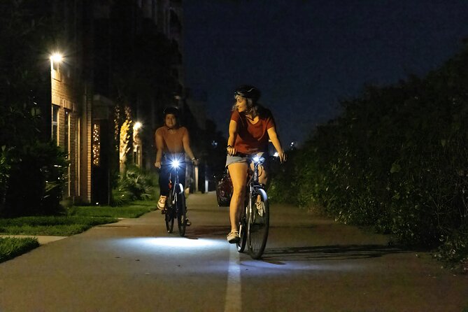 Orlando Night Bike Tour: A Fun Ride Thru the City’s Nightlife - Why Orlando at 7:00 pm works so well by bike