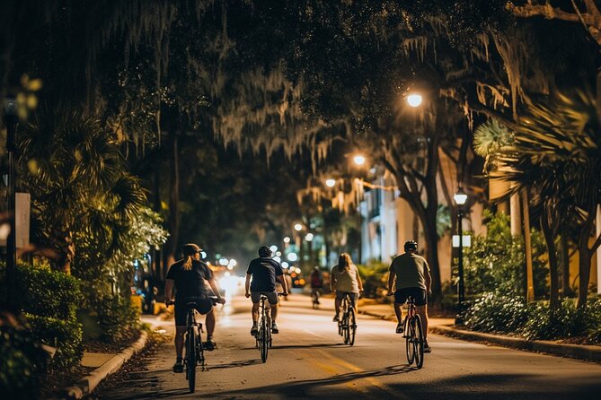 Orlando Night Bike Tour: A Fun Ride Thru the City’s Nightlife - Lake Eola ride: the calm stretch that makes the city feel bigger