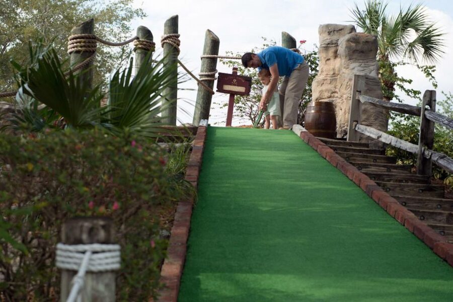 Orlando: Pirate's Cove Adventure Golf Entry Ticket - The 18-hole pirate course: waterfalls, dungeons, and cannon surprises
