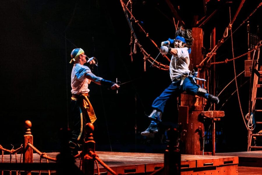 Orlando: Pirates Adventure Dinner Show with Drinks - Audience Participation Rules: How to Get Picked (and When You Won’t)