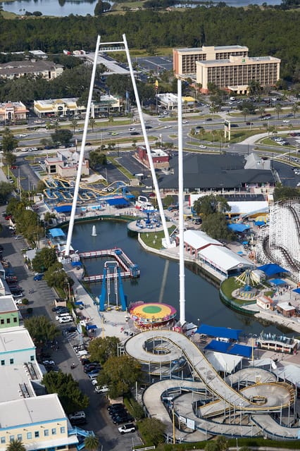 Orlando: Private 16-Mile Helicopter Tour over Fun Spots - Window seats for everyone: how to get better photos without fighting for a spot