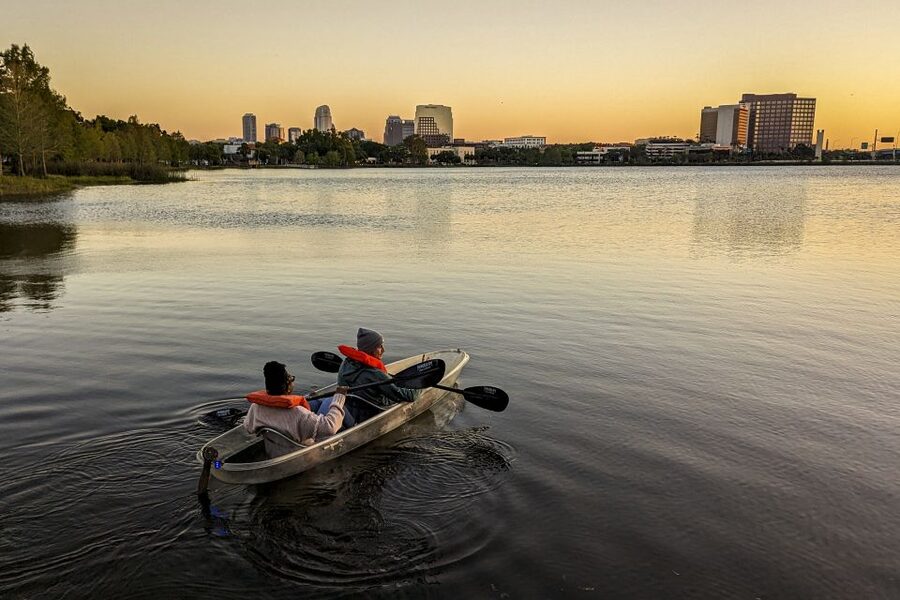 Orlando: Sunset Clear Kayak or Paddleboard in Paradise Tour - Why Lake Ivanhoe makes this Orlando sunset special