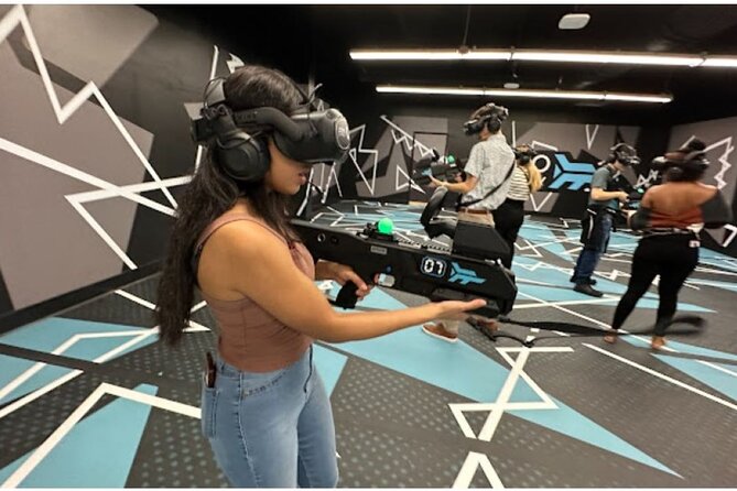Orlando: Virtual Reality Experience in Max Action Arena - Getting into the game: your first minutes will set the tone