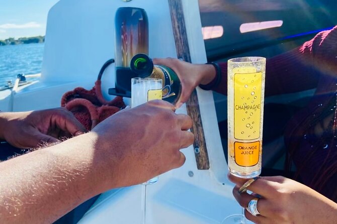 Private 2-Hour Day Sailing Experience - Cockpit comfort, dry storage, and what to bring from Orlando