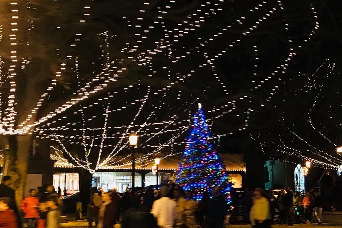 St. Augustine Nights of Lights Celebration from Orlando - Included Hot Apple Cider and Cookies: Small Stops That Matter