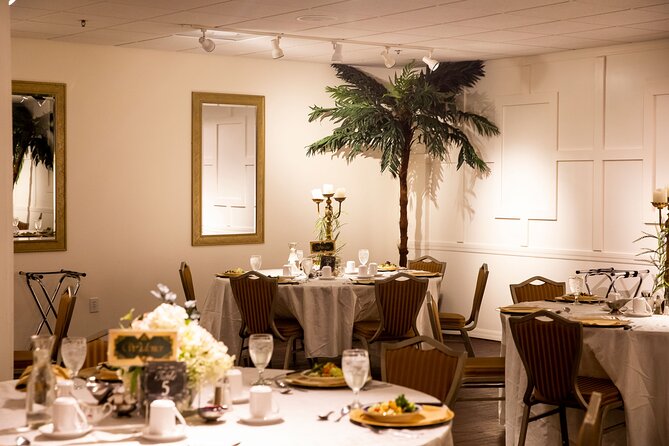 Titanic: First Class Dinner Gala Tickets in Orlando - Captains Cocktail Party: a fun start, with extra costs